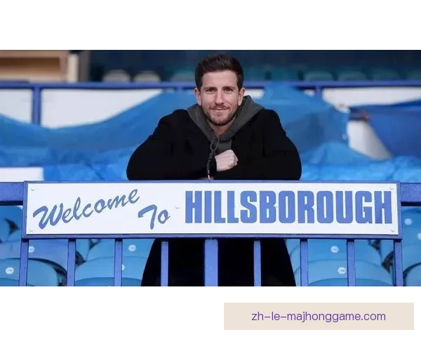 跟队独家切尔西六位数附加签下谢周三十七岁左后卫新星完成转会案